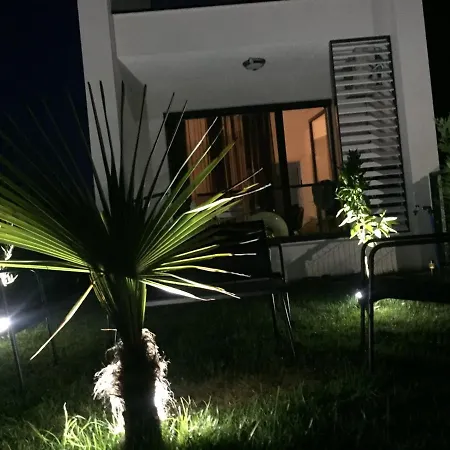 Red Cat Apartment, Vala Mar, C156 شقة *